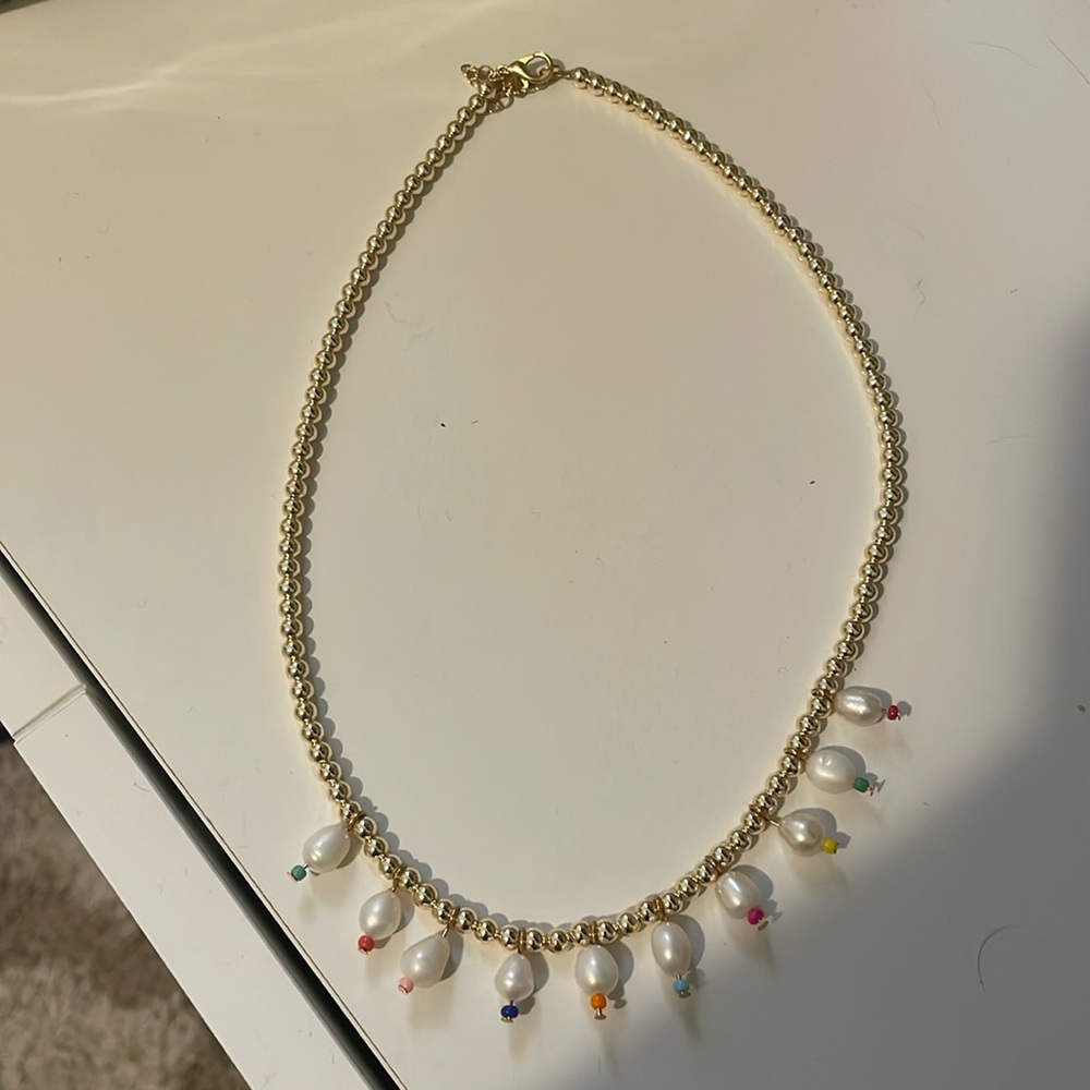 Beautiful gold plated pearl necklace
